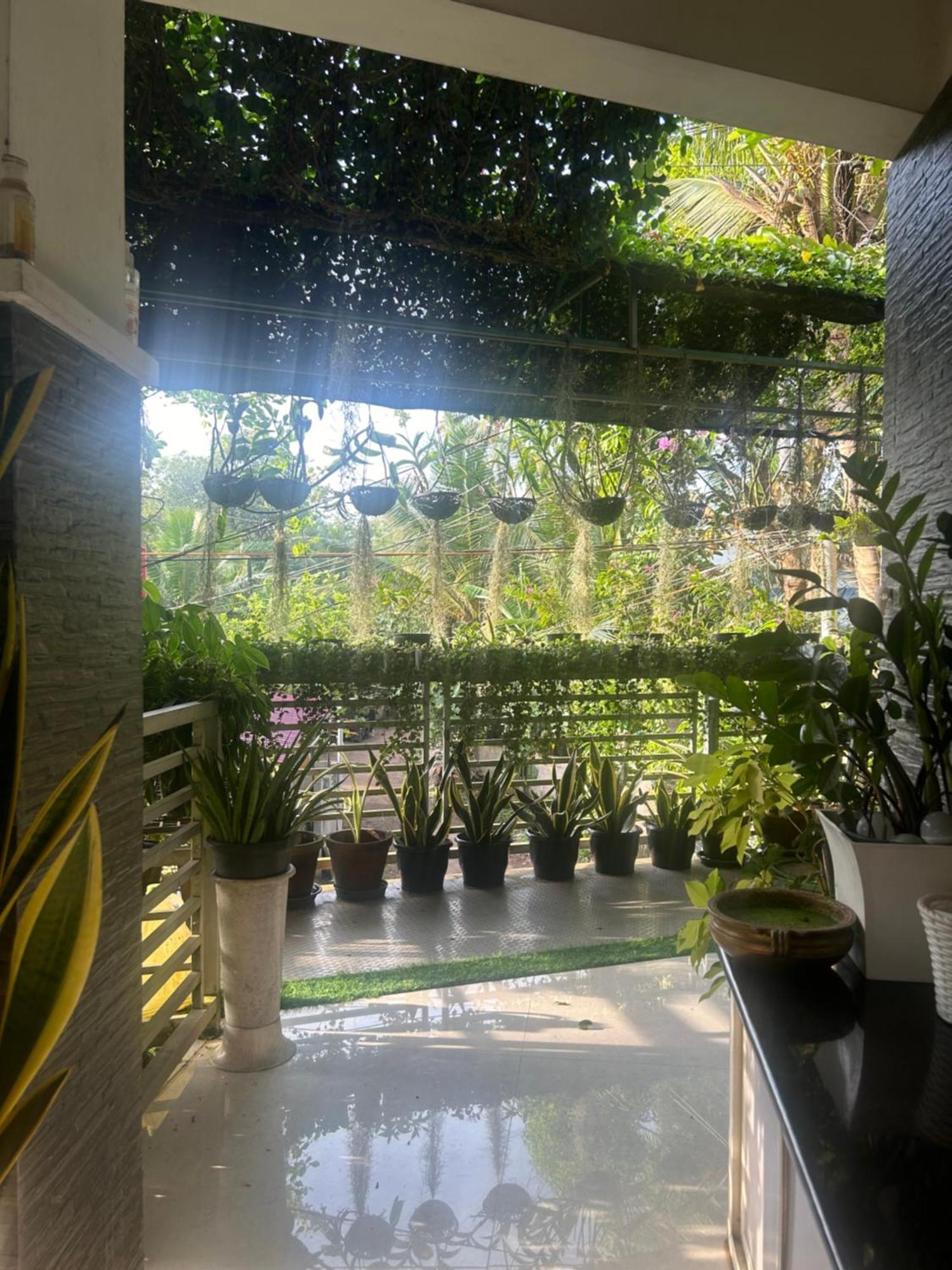 Chaithritha Ladies Homestay Thiruvananthapuram Bagian luar foto